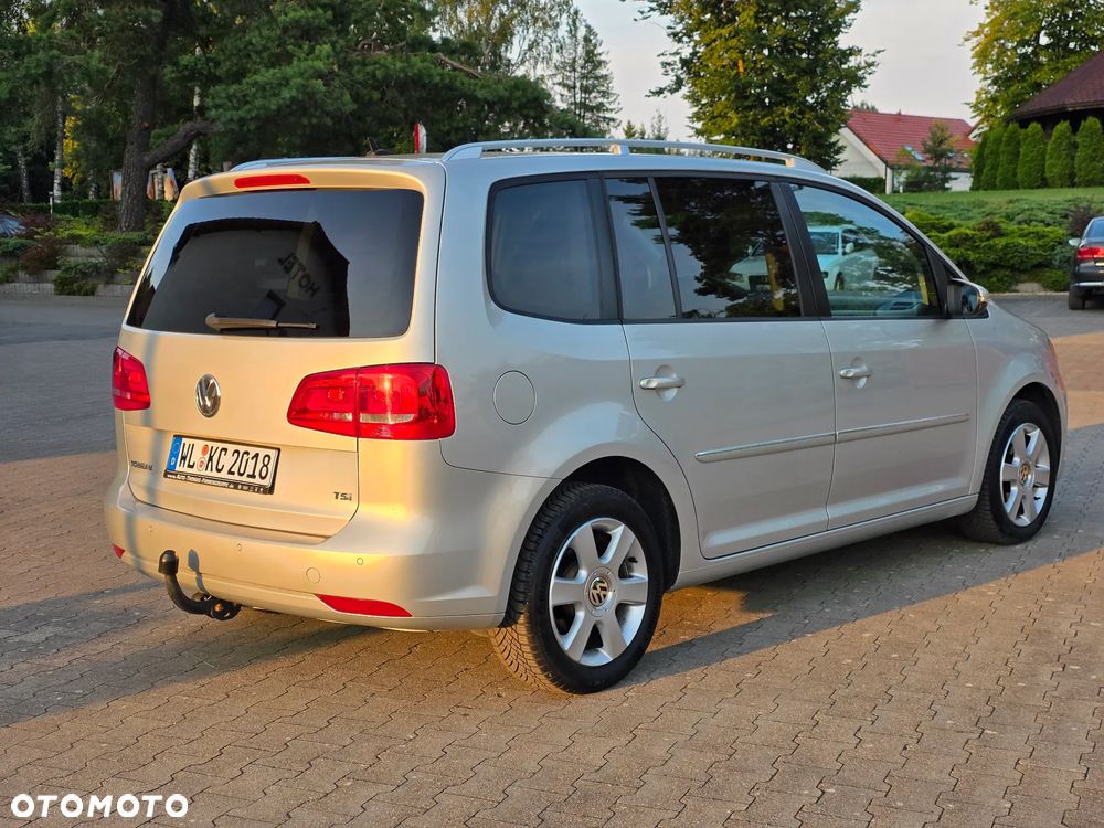 Volkswagen Touran - 5