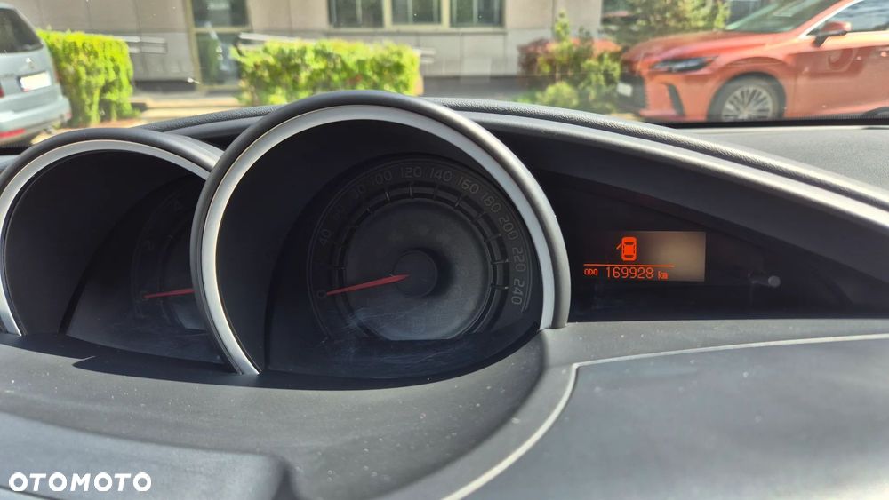 Toyota Verso 1.6 Active EU6 - 17