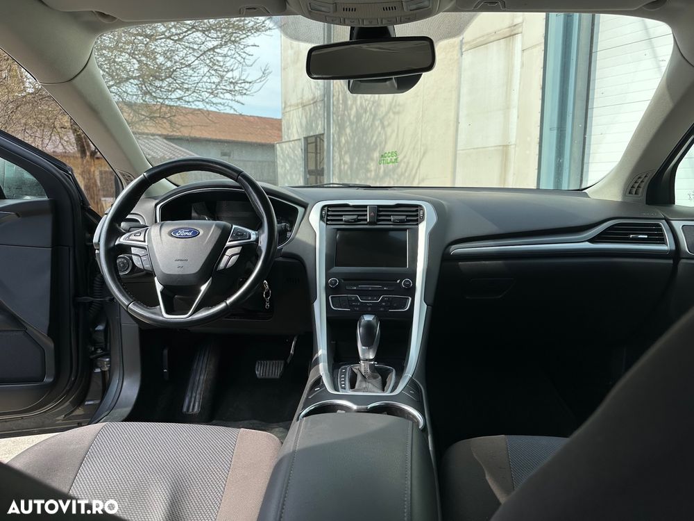 Ford Mondeo 2.0 TDCI PowerShift Business - 13