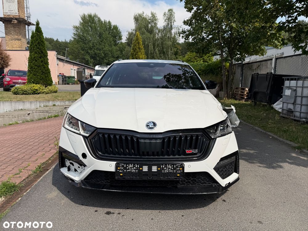 Skoda Octavia 2.0 TDI DSG 4x4 RS Plus - 10