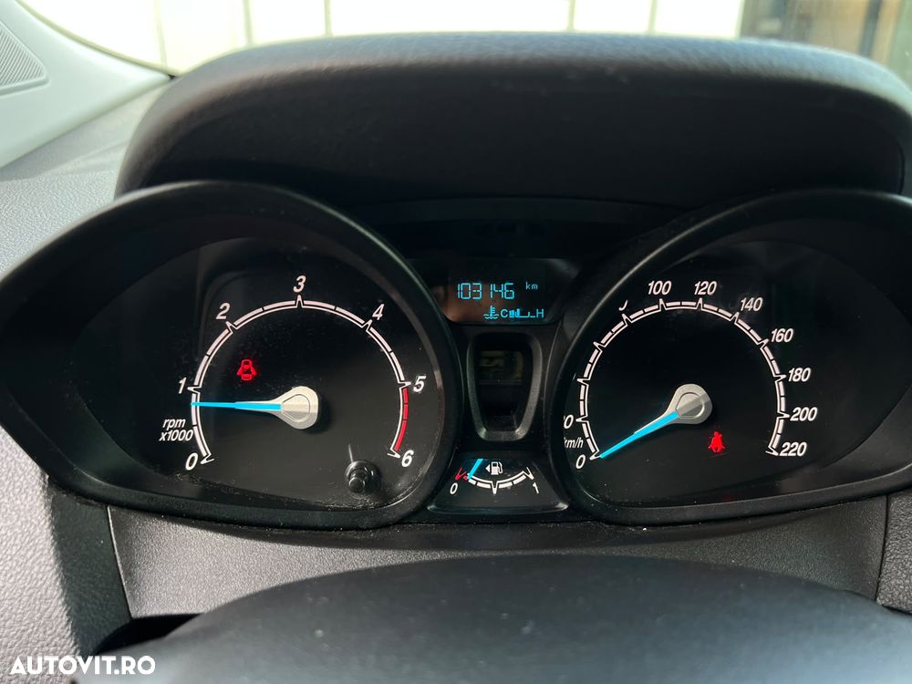 Ford Courier - 11