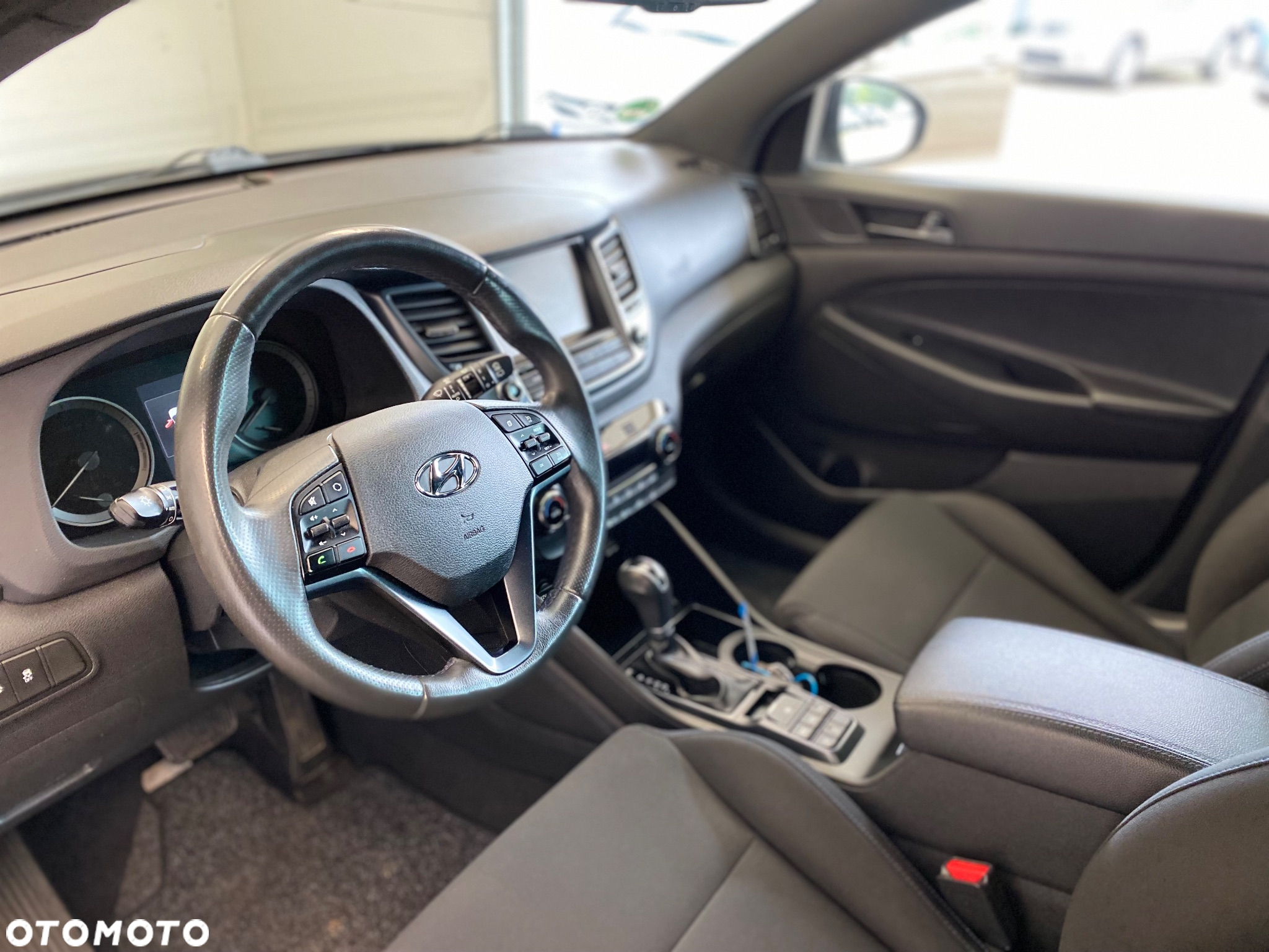 Hyundai Tucson 1.7 CRDI BlueDrive Style 2WD DCT - 9
