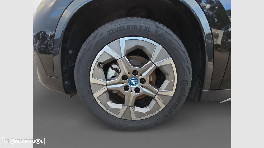 BMW ix1 eDrive20 xLine - 16