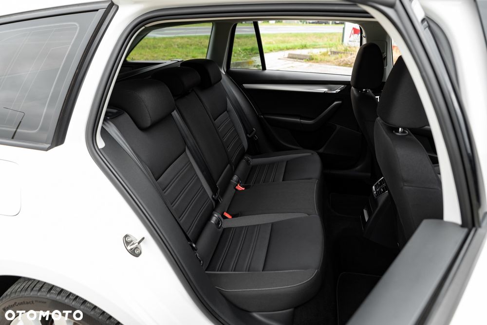 Skoda Octavia 2.0 TDI 4x4 DSG Style - 19