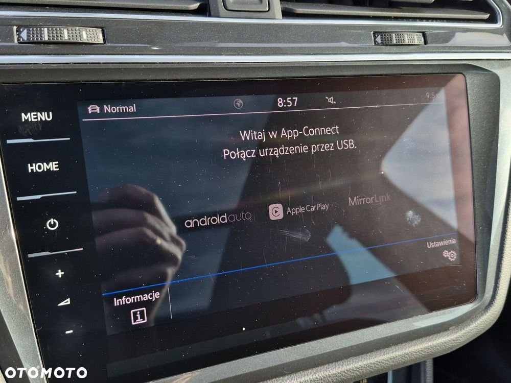 Volkswagen Tiguan - 19