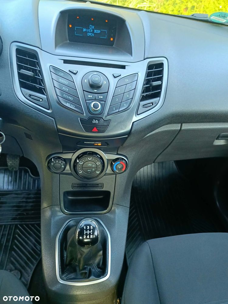 Ford Fiesta 1.25 Gold X - 9