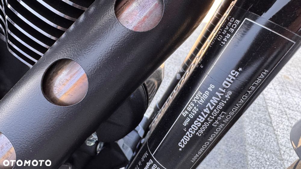 Harley-Davidson Softail Low Rider - 8