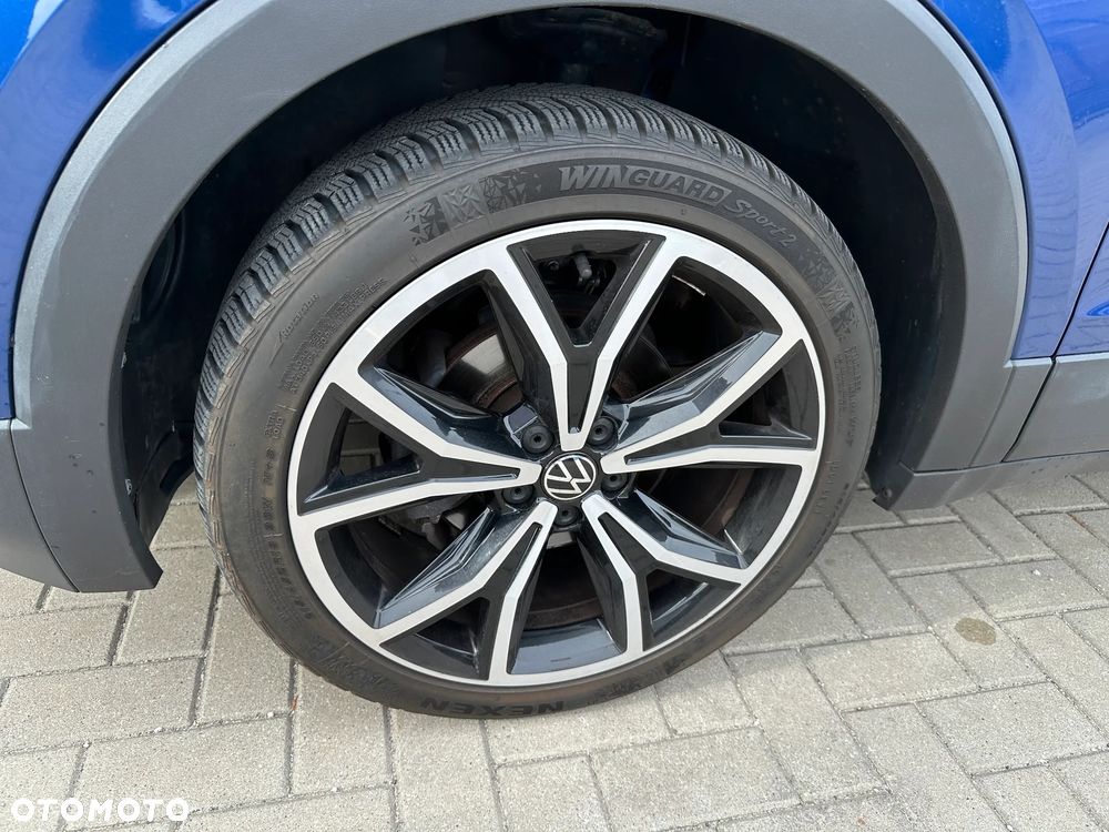 Volkswagen T-Cross - 32
