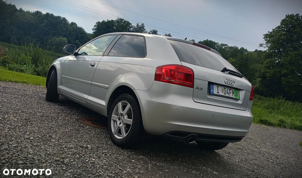 Audi A3 3-drzwiowe 1.6 S line Sportpaket (plus) - 7