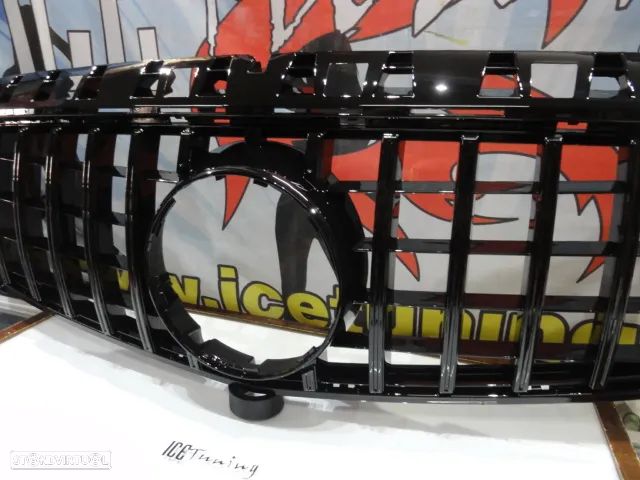 Grelha frontal com suporte de símbolo para Mercedes Classe A W176 2012-2015 GT-R / Panamericana LOOK preto brilhante em plástico ABs - 6