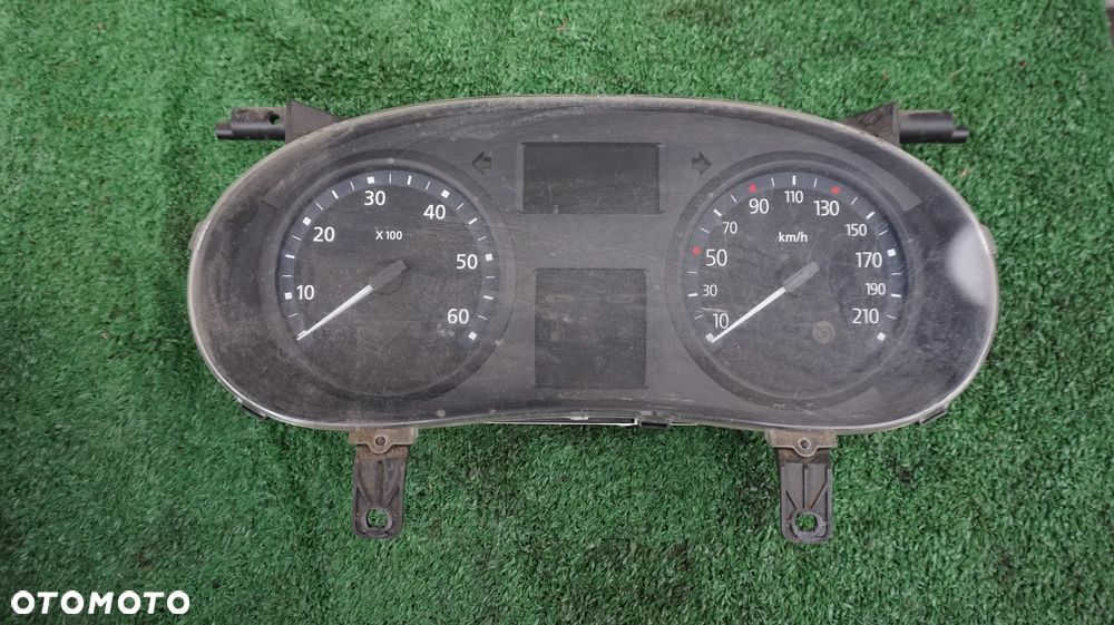 Renault Trafic II Opel Vivaro Nissan Primastar 2.0 DCI M9R licznik zegary obrotomierz 8200961811