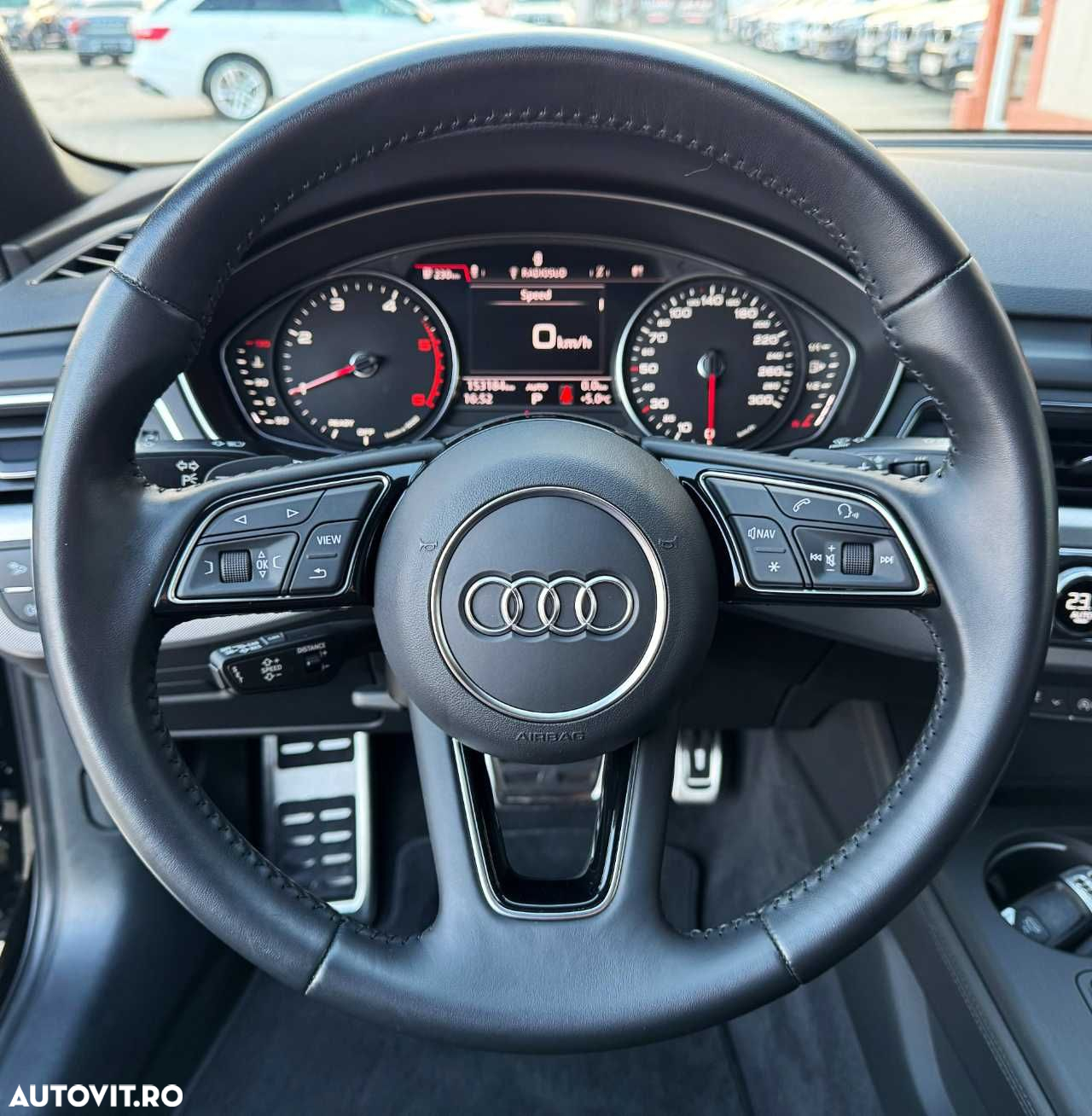 Audi A4 - 24