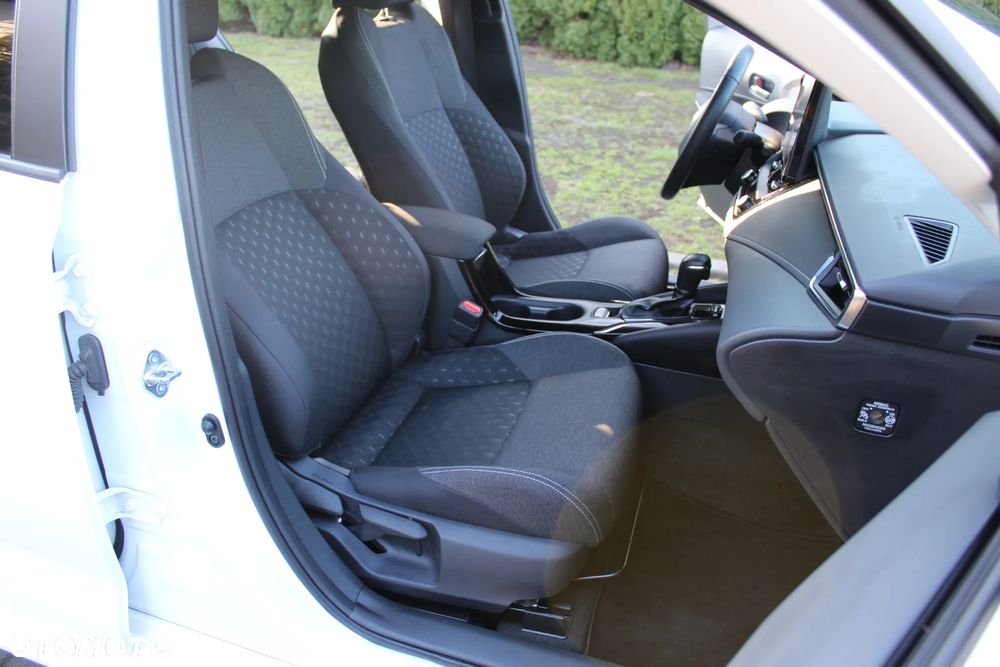 Toyota Corolla 1.8 Black&White - 20