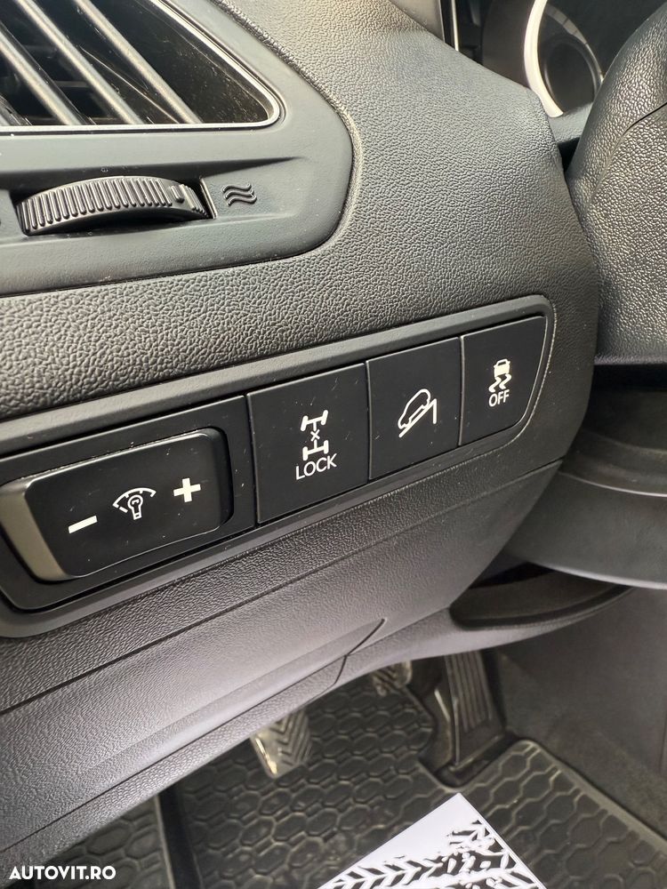 Hyundai ix35 2.0 CRDI 4WD Premium - 18