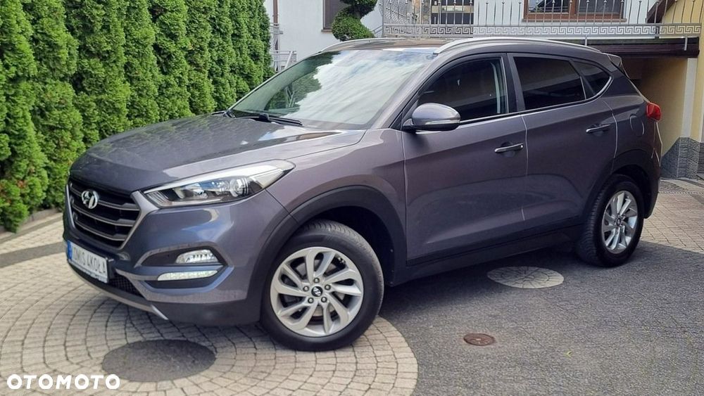 Hyundai Tucson - 2
