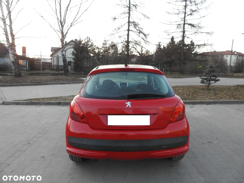 Peugeot 207 90 HDi FAP (Blue Lion) Urban Move - 11