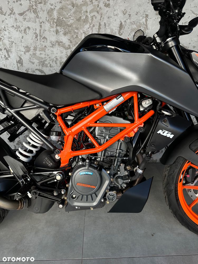 KTM Duke - 5
