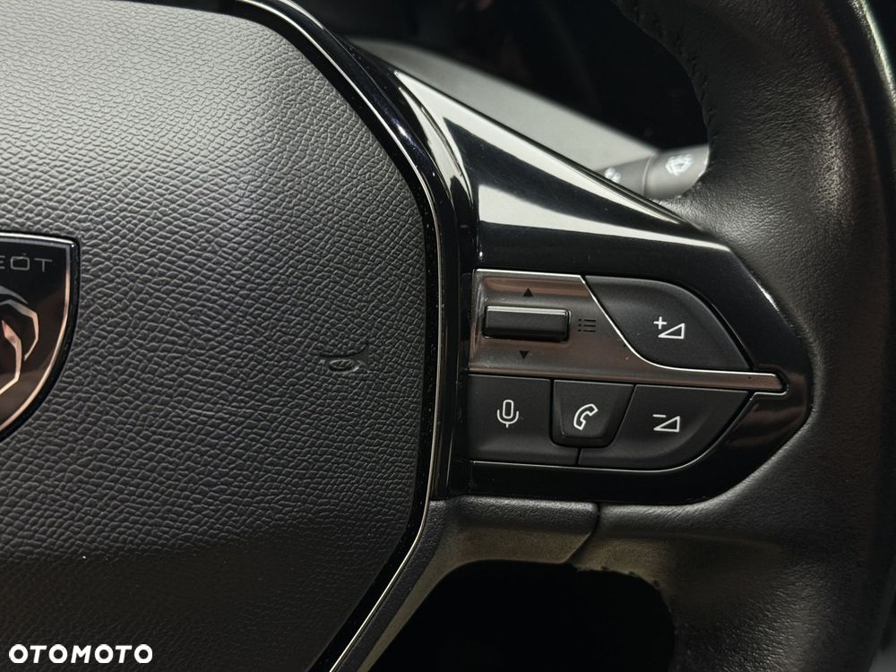 Peugeot 308 1.5 BlueHDi Allure S&S - 23