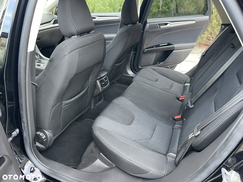 Ford Mondeo - 21
