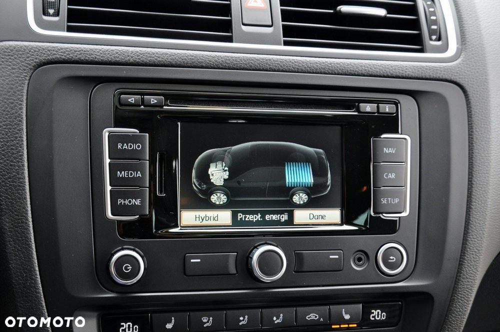 Volkswagen Jetta 1.4 Hybrid DSG Highline - 33