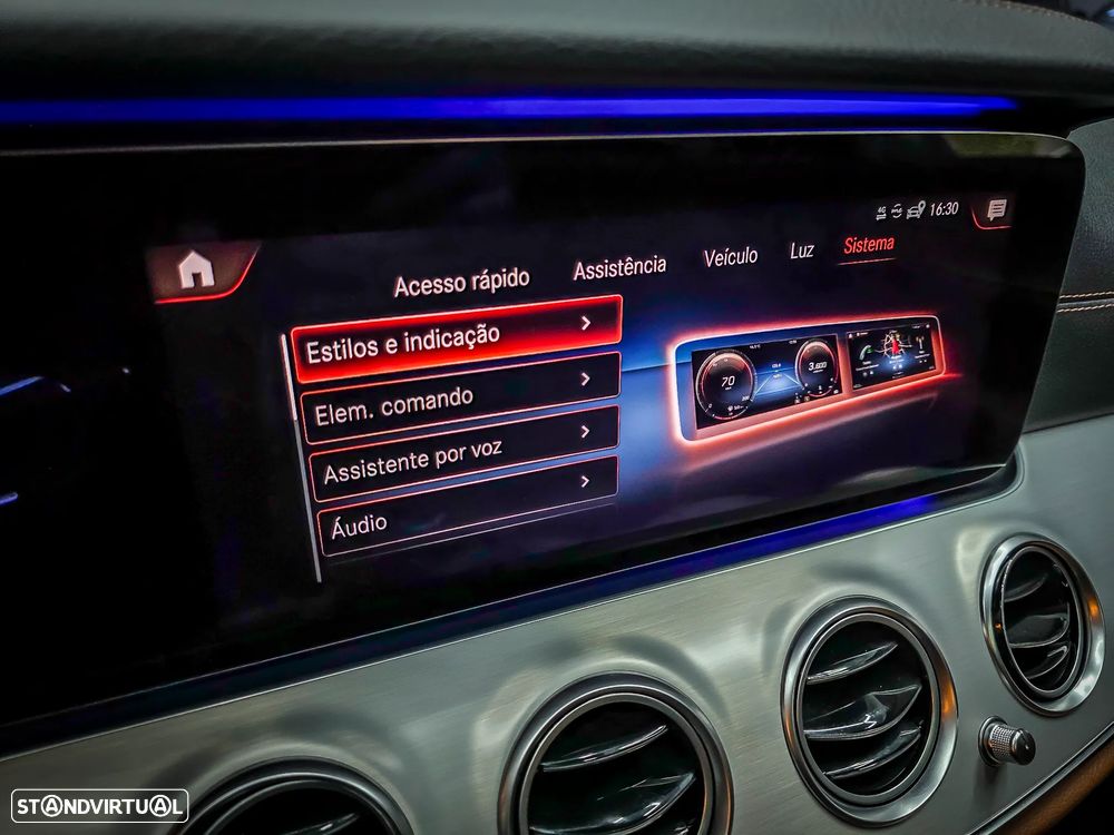 Mercedes-Benz E 300 de 9G-TRONIC AMG Line - 37