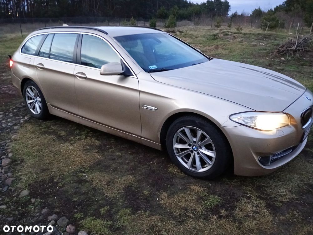 BMW Seria 5 520d - 5