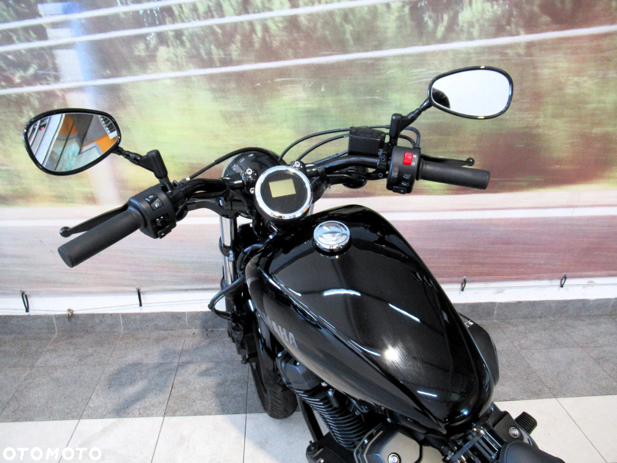 Yamaha XVS - 17