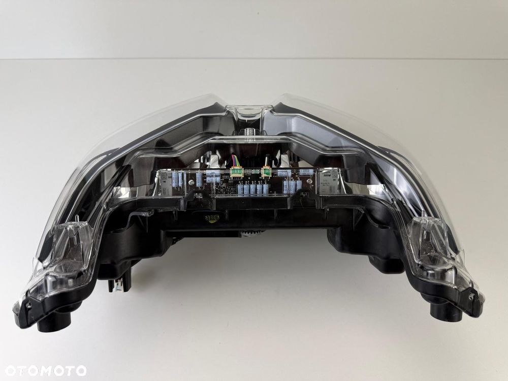 Przednia lampa reflektor Yamaha X-Max 125 2023+ - 8