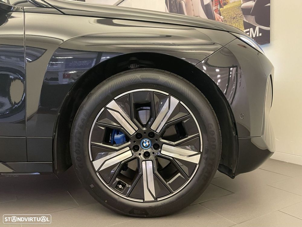BMW iX xDrive 50 Pack Desportivo - 30