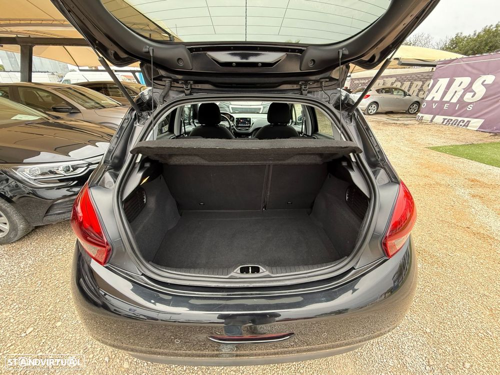 Peugeot 208 1.2 PureTech Style - 31