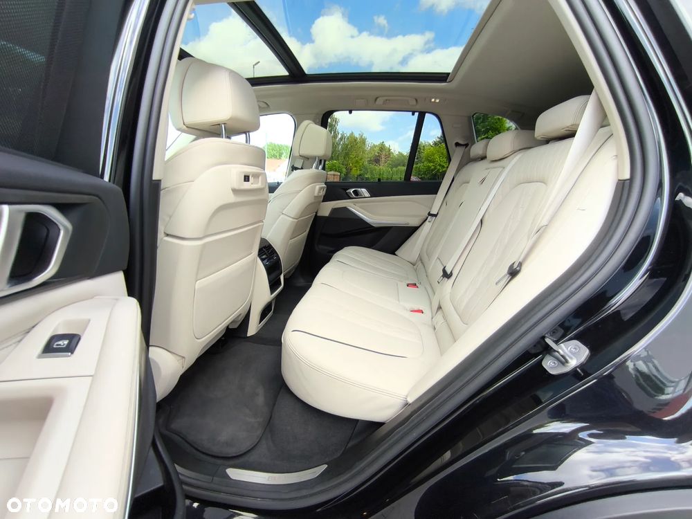 BMW X5 xDrive25d - 16
