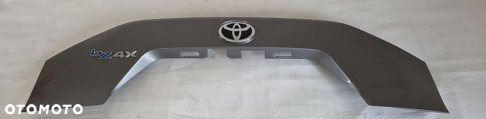BLENDA TYLNA KLAPY BAGAŻNIKA TOYOTA BZ4X 2022- 76801-42300 - 2
