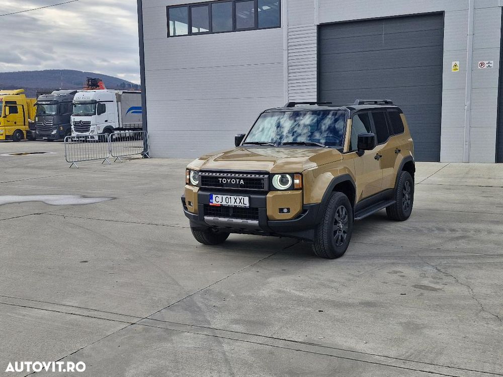 Toyota Land Cruiser 250 2.8l D-4D 204 CP A/T 7 locuri Luxury - 3