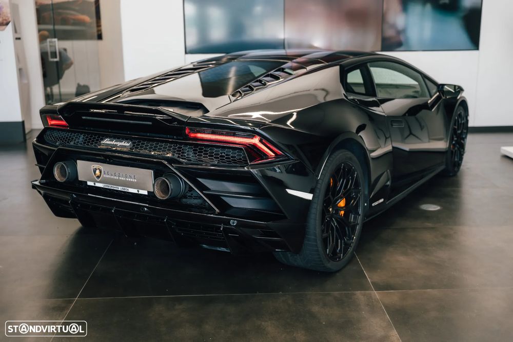 Lamborghini Huracán EVO — fotografia 9