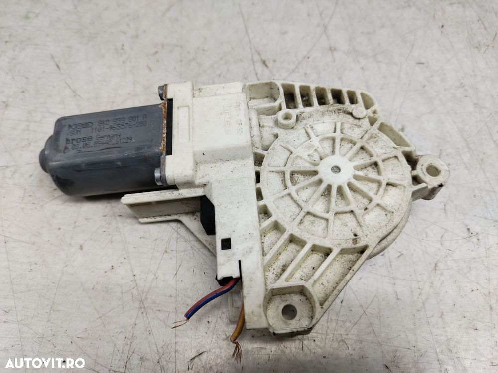 Motoras macara geam stanga fata 8k0959801a Audi Q7 4L [facelift] [200 - 3