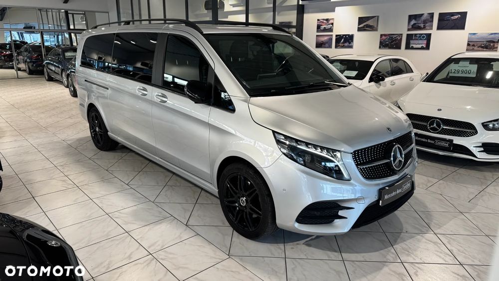 Mercedes-Benz Klasa V - 1