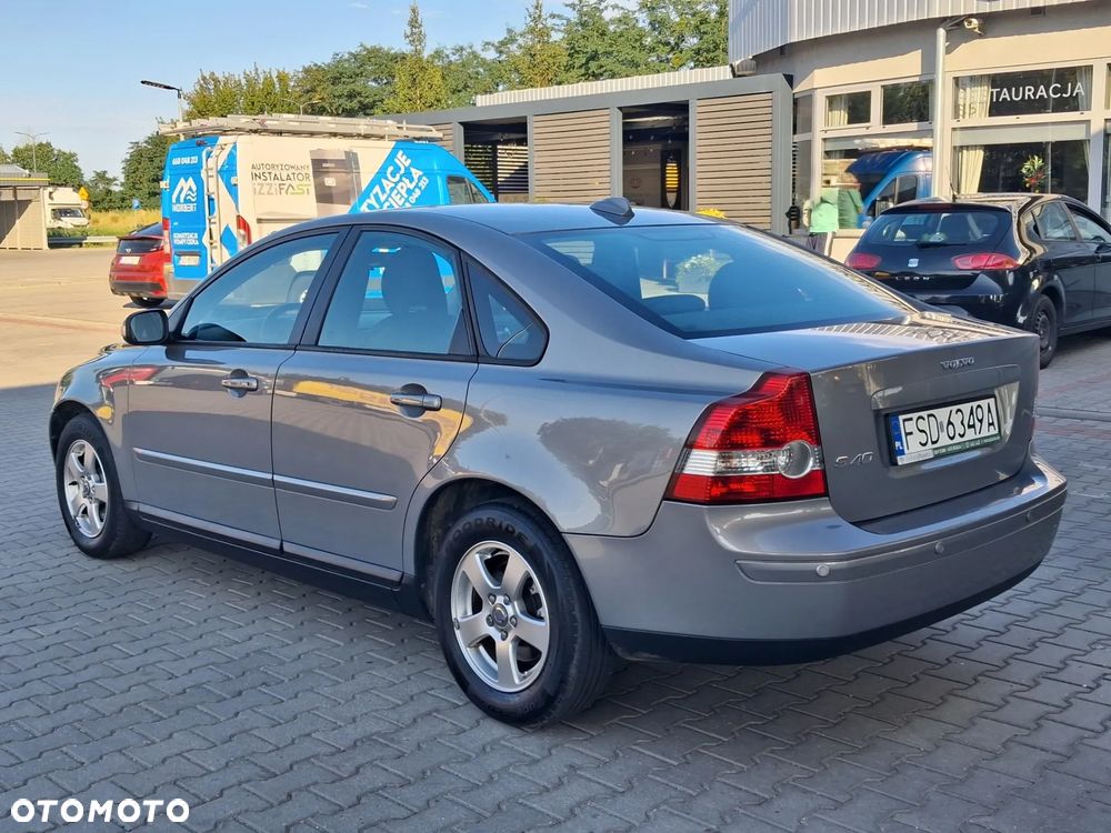 Volvo S40 1.6 R-Design Summum - 4