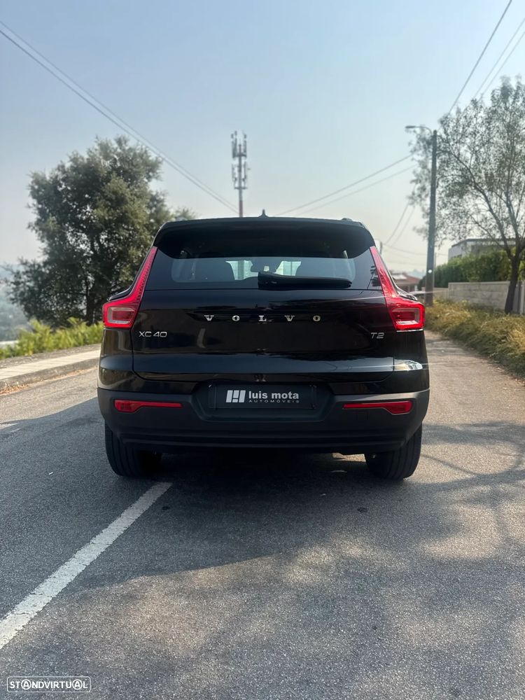 Volvo XC 40 1.5 T2 Momentum - 9