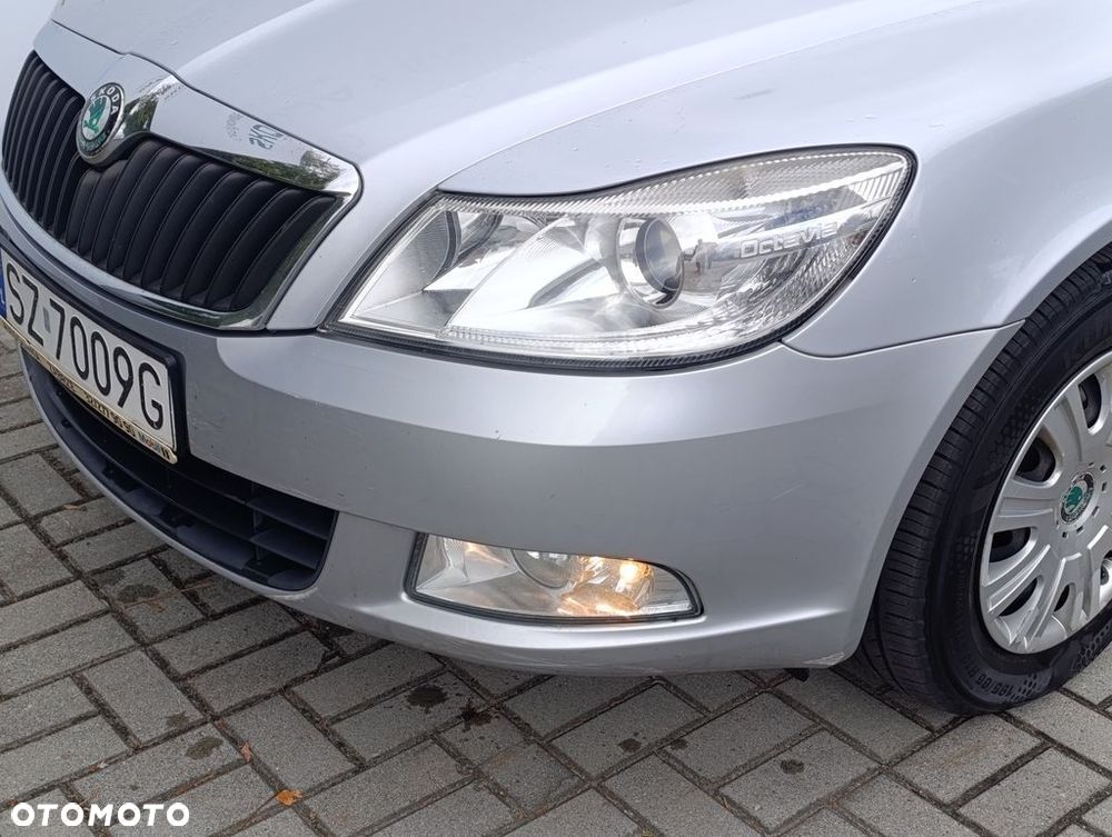 Skoda Octavia 1.9 TDI Ambiente - 9