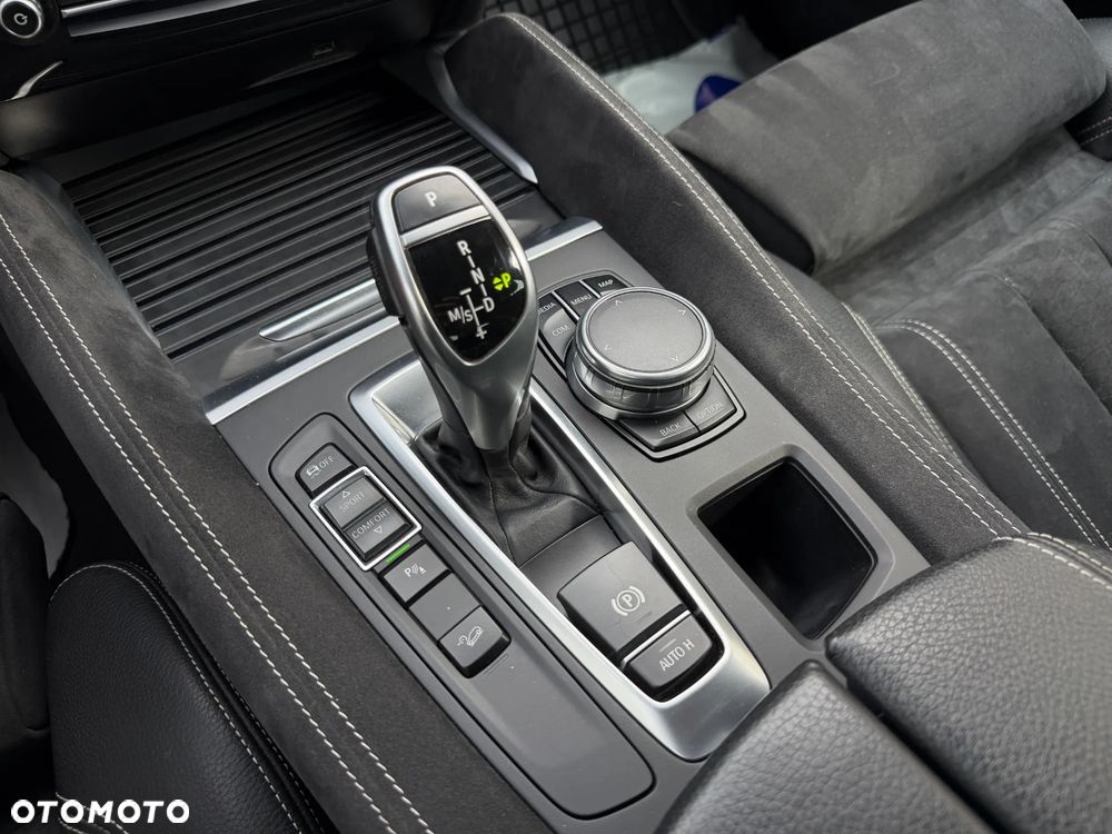 BMW X6 xDrive30d M Sport - 24