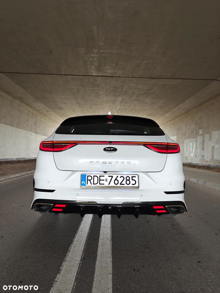 Kia ProCeed - 6