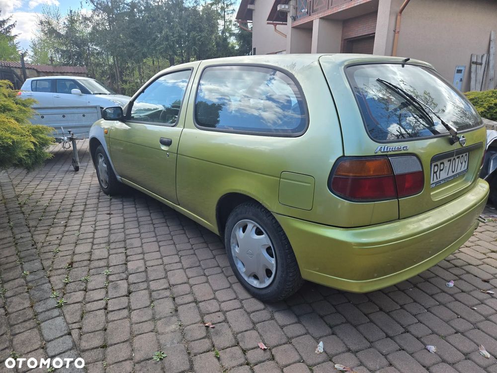 Nissan Almera - 5