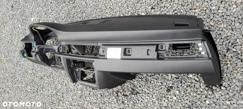 Deska pulpit kokpit BMW 3 E90 E91 E92 E93 - 4