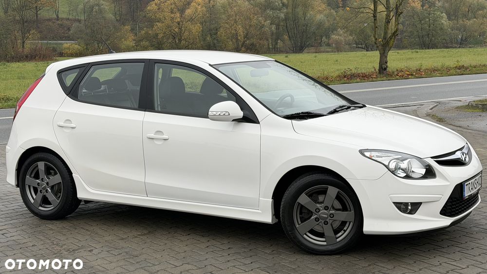 Hyundai i30 1.4 FIFA WM Edition - 8