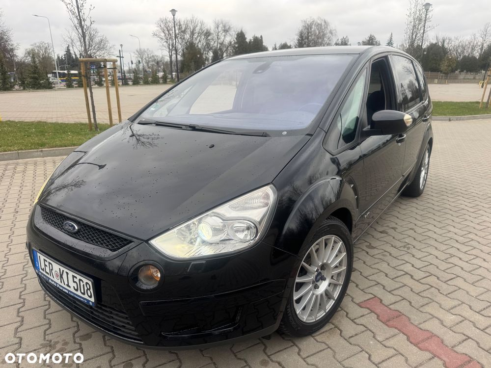 Ford S-Max 2.5 Titanium - 1