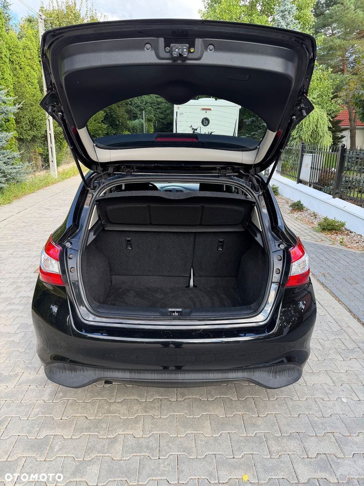 Nissan Pulsar 1.2 DIG-T Tekna EU6 - 22