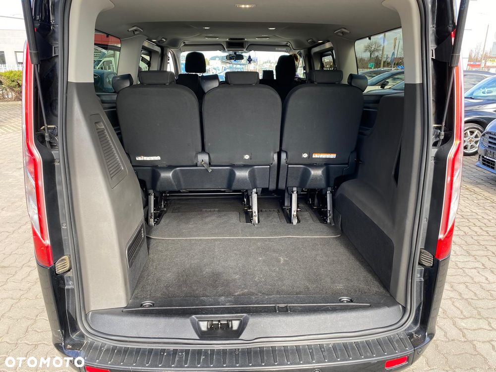 Ford Tourneo Custom 2.0 EcoBlue L2 Titanium - 10