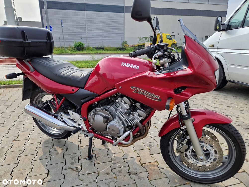 Yamaha XJ - 6