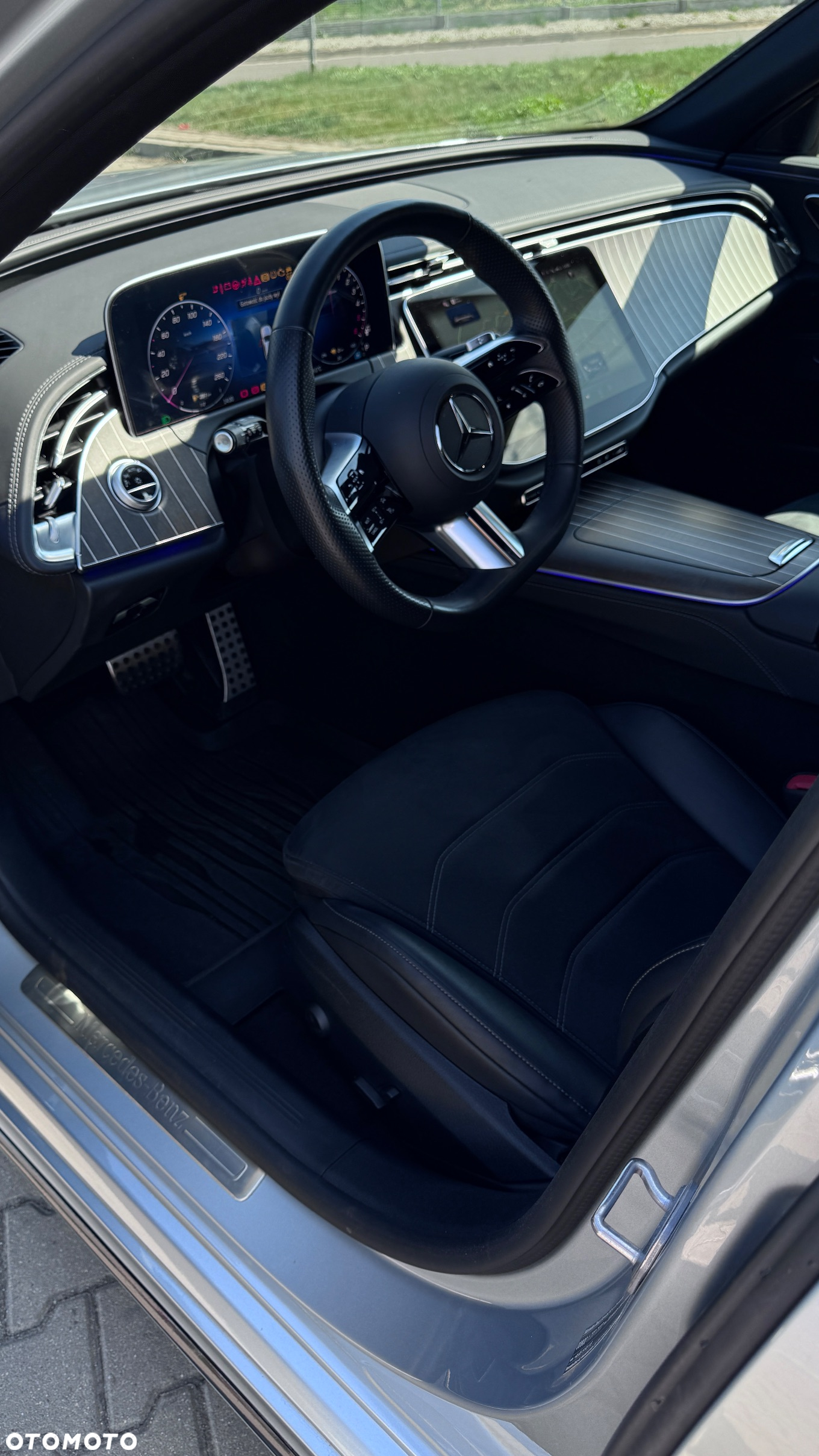 Mercedes-Benz Klasa E 300de T 4Matic 9G-TRONIC - 18
