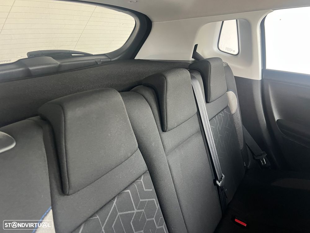 Peugeot 2008 1.2 PureTech Style - 15